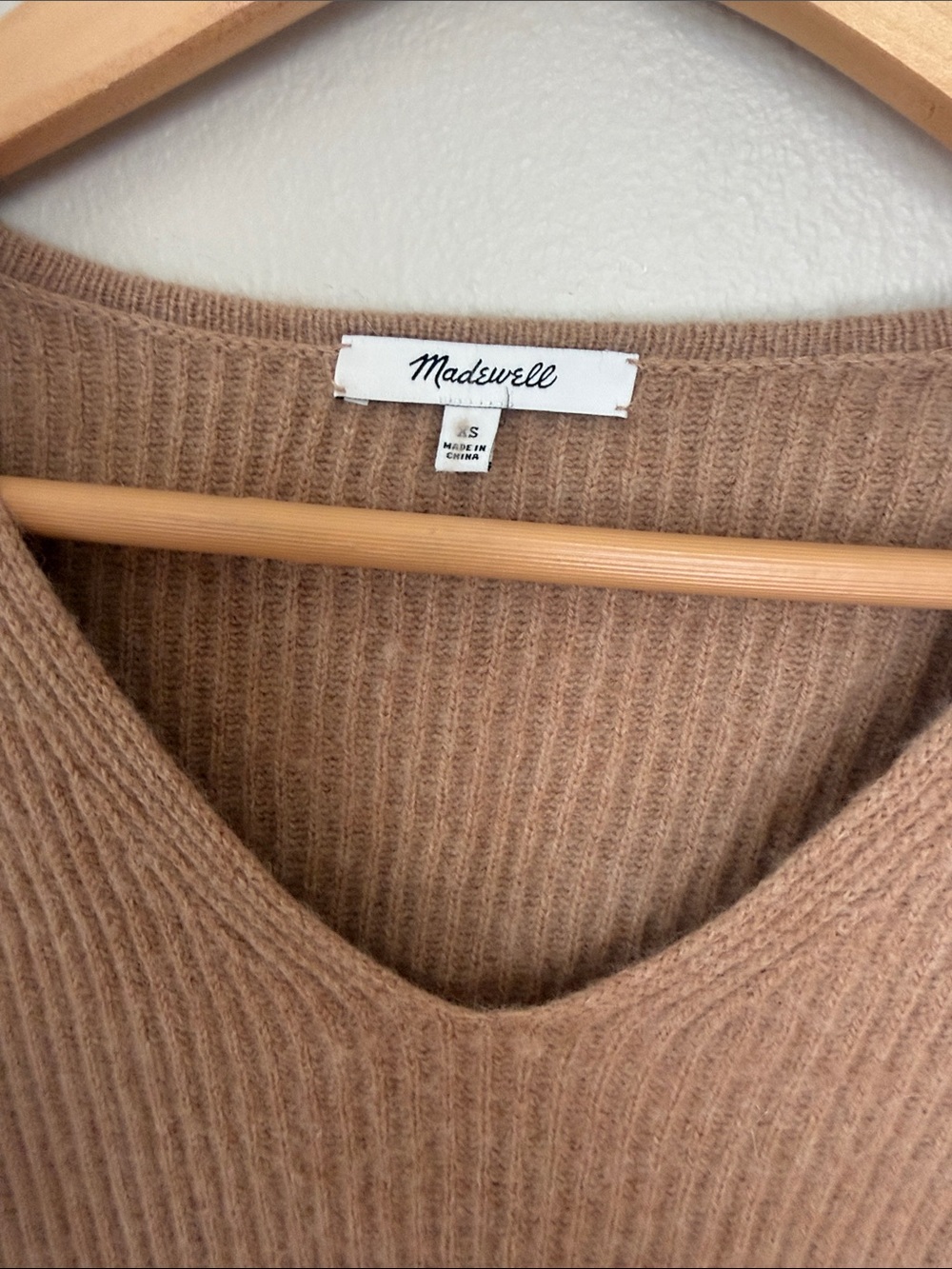 Madewell Ribbed V-Neck Sweater wool blend Camel Brown XXS - Picture 2 of 5